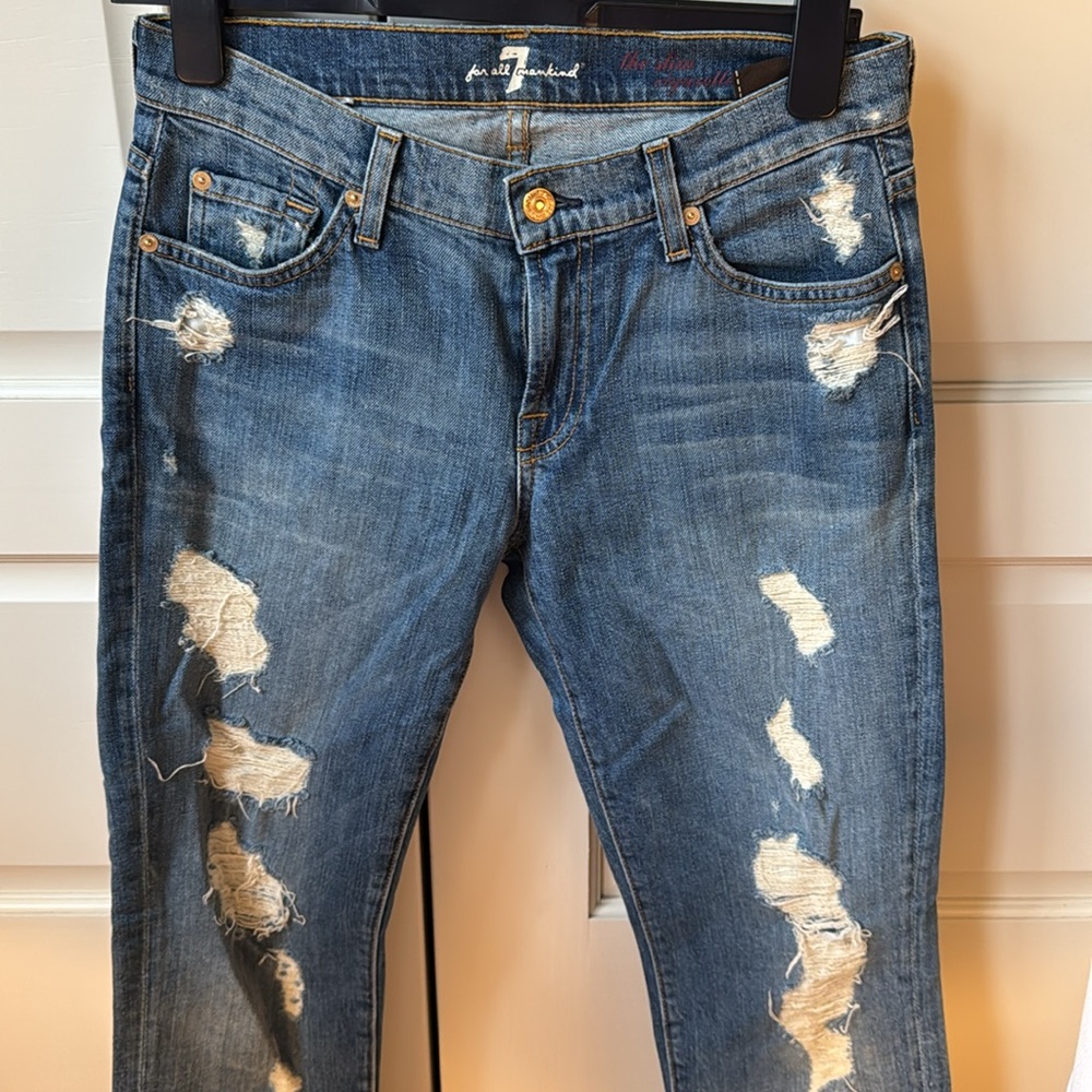 NWOT 7 For All Mankind Distressed Blue Jeans better than madewell! Anthropologie